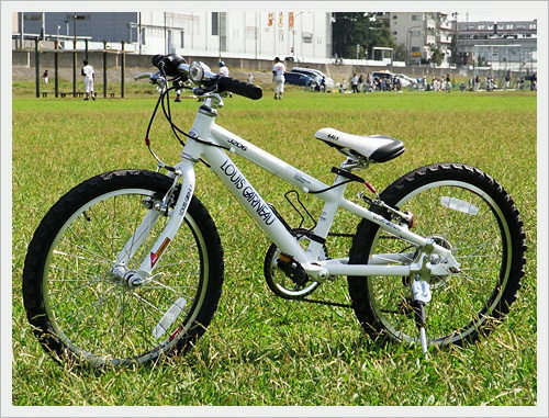 LOUISGARNEAU (ルイガノ) LGS-J206(WH) 2009年モデル